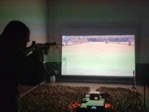 Simulador de tiro de armas portátiles con arma larga