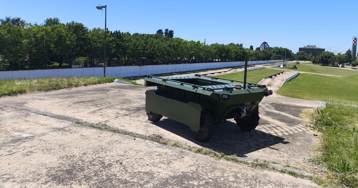 UGV Multipropósito en prueba de pista (3)